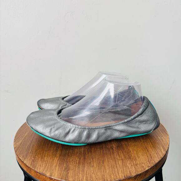 Tieks Metallic Pewter Ballet Flat Women’s Size 9 - Picture 1 of 13
